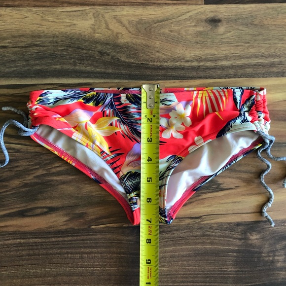 Billabong 2 pieces tankini swimsuit - Picture 9 of 12